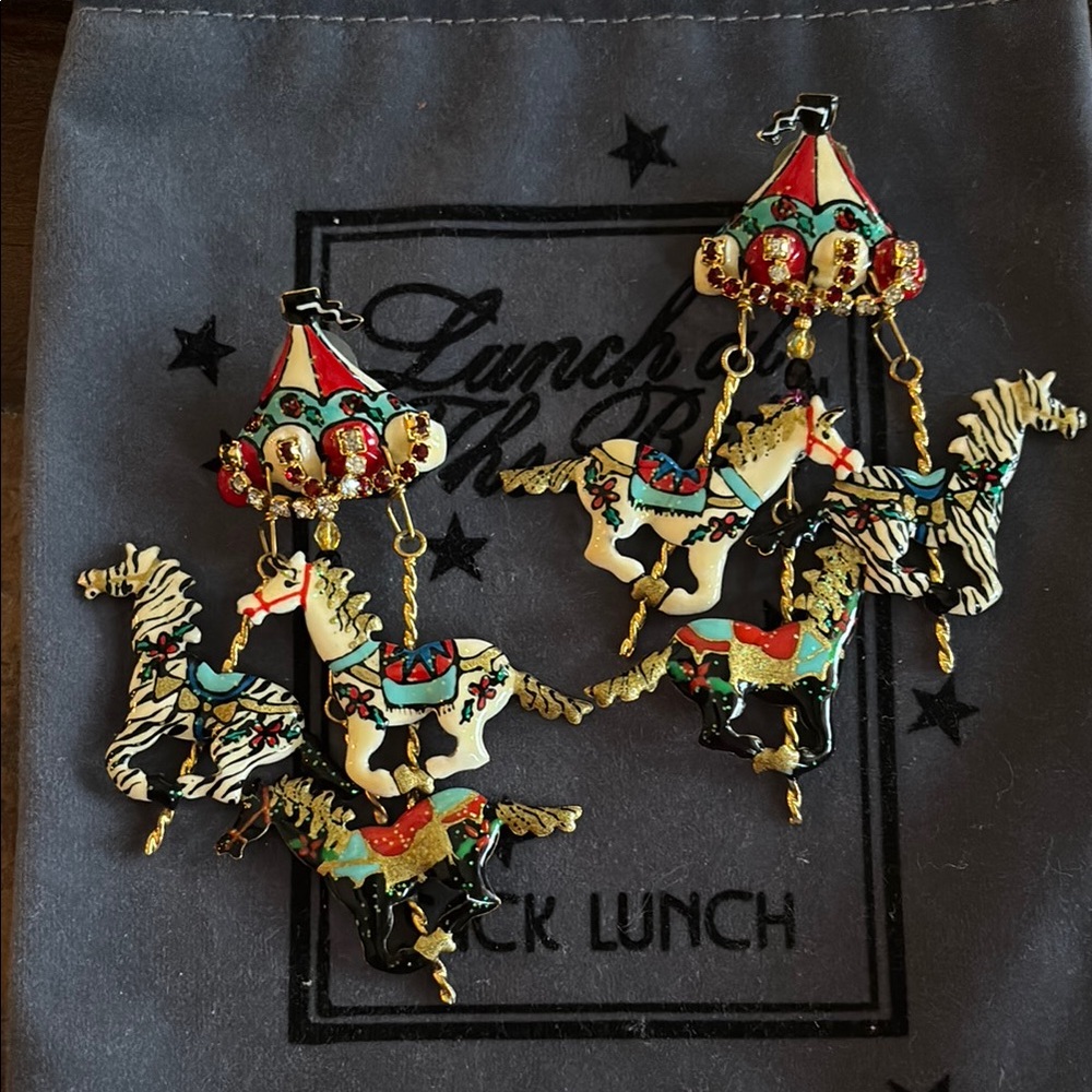 Lunch At The Ritz CAROUSEL HORSES post Earrings - Picture 12 of 12